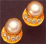 Code KJDT 1004Gold 18 ktWeight 5 gmsDiamond 0.25 ct, click here to see large picture.