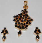 Code KJGJS 2723Blue Sapphire Pendent Set, click here to see large picture.