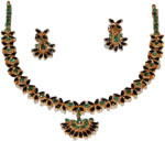 Code KJGJC 2912Blue Sapphire & Emerald Set, click here to see large picture.